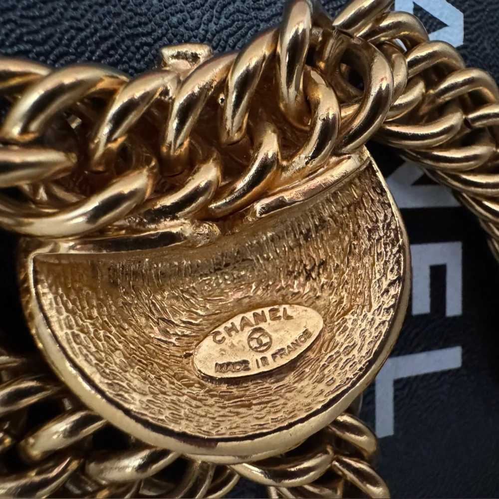 CHANEL vintage choker - Picture 6 of 9